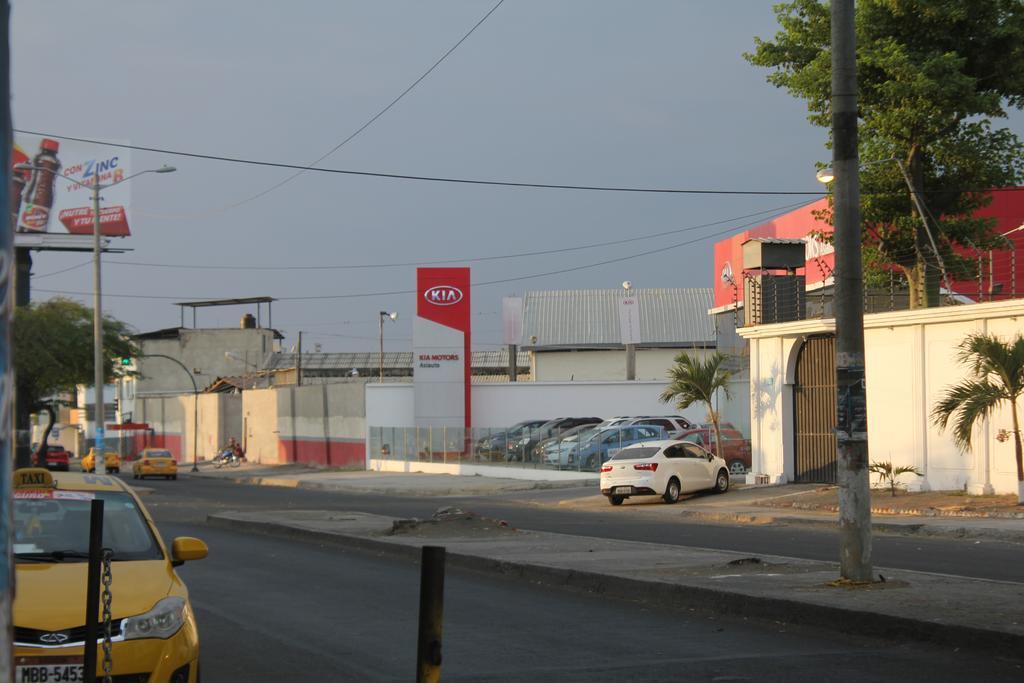 Hostal Rosa Mar Манта Экстерьер фото