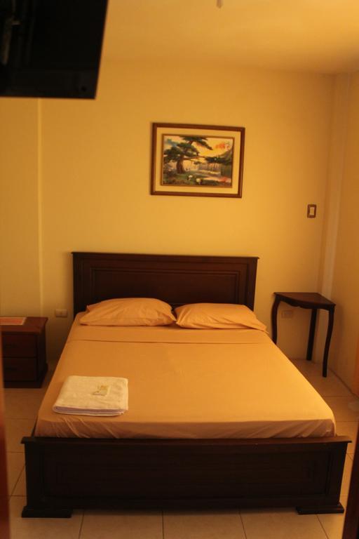 Hostal Rosa Mar Манта Экстерьер фото